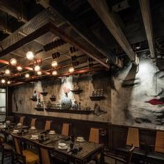 
                    
                        Mott 32 — Hong Kong
                    
                