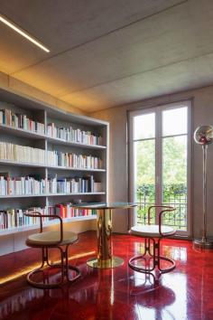 
                    
                        Concrete Flat in Paris by Rodolphe Parente | www.yellowtrace.c...
                    
                