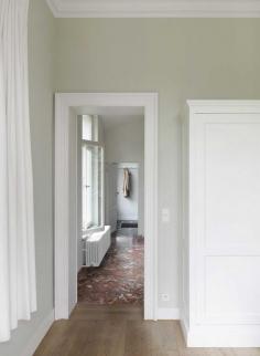 
                    
                        Portrait of a House by Frederik Vercruysse | www.yellowtrace.c...
                    
                