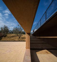 
                    
                        bulgari-winery-akp-30
                    
                