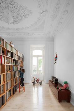 
                    
                        Três Marias Loft in Lisbon by AVA Architects
                    
                