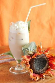 
                    
                        Easy Banana Cocktail Recipe
                    
                