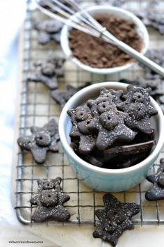
                    
                        Healthy Homemade Chocolate Teddy Grahams - Fork & Beans
                    
                