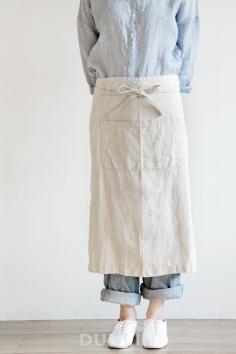 
                    
                        Fog Linen Garçon Apron
                    
                