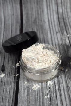
                    
                        DIY Mineral Veil Translucent Powder using 2 ingredients - A Spark of Creativity
                    
                