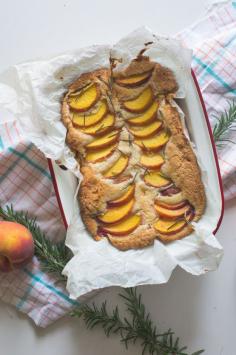 
                    
                        GLUTEN FREE PEACH AND ROSEMARY CAKE
                    
                