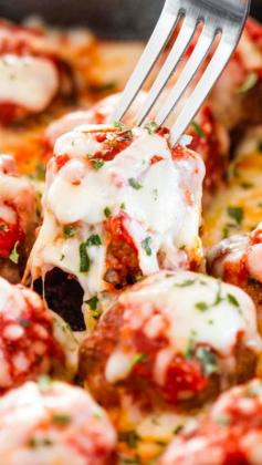 
                    
                        Meatball Parmesan ~ traditional meatballs smothered in a delicious marinara sauce and topped with Mozzarella and Parmesan cheese... Beautiful and delicious.
                    
                