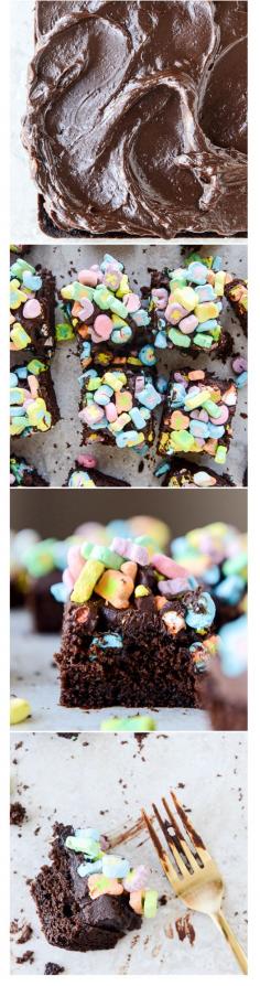 
                    
                        one bowl fudgy whiskey chocolate cake - with irish cream chocolate ganache (and lucky charms marshmallows...) I howsweeteats.com
                    
                