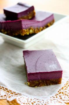 
                    
                        Blackberry Cheesecake Bars (raw, vegan)
                    
                