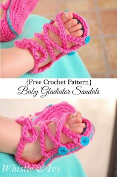 
                    
                        Free Crochet Pattern - Baby Button Gladiator Sandals {Pattern by Whistle and Ivy}
                    
                