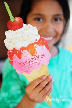 
                    
                        End of year teacher appreciation gift idea free download and print. Add your own gift card. #teacher #gift #print skiptomylou.org
                    
                