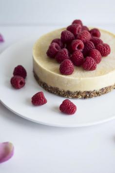 
                    
                        Raw Mango Cake | Migalha Doce
                    
                