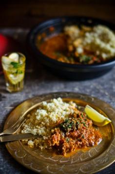 
                    
                        Marmita: Tagine de vitela e tomate
                    
                