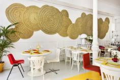 
                    
                        Clásico reinventado - AD España, © Manolo Yllera
                    
                