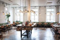 
                    
                        Anecdote, Montreuil-sur-Mer / Patrick Bouchain et Marie Blanckaert - Guide Fooding®
                    
                