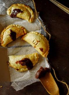 
                    
                        Nutella hand pies with shortcrust pastry
                    
                