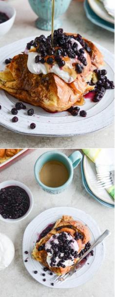 
                    
                        Cinnamon Sugar French Toast with Whipped Greek Yogurt Cream. This whipped yogurt is SO delicious!! I howsweeteats.com
                    
                