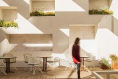 
                    
                        Disfrutar Restaurant / El Equipo Creativo
                    
                