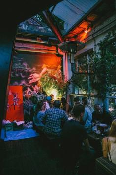 
                    
                        17 Melbourne Bars With A Killer View // buzzfeed
                    
                