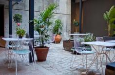
                    
                        Hotel Brummell Barcelona
                    
                