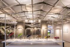 
                    
                        Nike Shangai | retail | interior | design www.gdoweek.it
                    
                