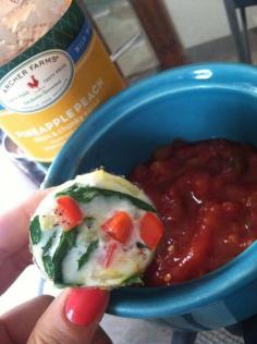 Egg White Bites! Totally Making These! Ingredients: ¼ onion, diced ½ pepper, diced Handful of spinach egg white carton (24 T. total is used) olive oil cooking spray black pepper Instructions: Preheat your oven to 350 degrees. Spray each muffin tin with olive oil cooking spray so it lightly coats the bottom. Mini Muffins Cook for 10 Minutes (only 10 Calories Each!), Regular Sized cook for 20 Minutes