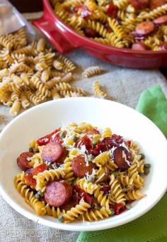 
                    
                        Sausage and Peppers Pasta | ASpicyPerspective... #pasta #sausage #weeknightdinner #familyfavorite
                    
                
