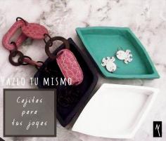 
                    
                        ¿Cómo hacer unas cajas con Fimo para tus joyas?
                    
                