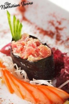 Spicy Tuna Seaweed Wraps  Serves: 2  2 nori seaweed sheets  1/2 medium cucumber, cut into spears  1/2 avocado  1/2 cup canned tuna (the photo above uses sashimi, but canned works too and is easier for most people to get) Chili Pepper  Mrs Dash or Trader Joe’s 21-Salute Seasoning  Dash of wasabi powder  Nutrition: 147 calories, 8 g fat, 1 g saturated fat, 31 mg sodium, 6 g carbs, 4 g fiber, 1 g sugar, 14 g protein