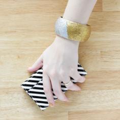 Easy DIY Colorblocked Glitter Bangle Bracelet!