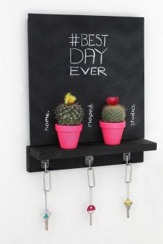 Chalkboard Key Holder | I Spy DIY