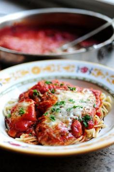 My FAVORITE Chicken parmigiana recipe from thepioneerwoman, soooo easy!
