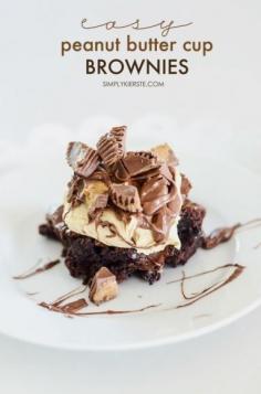 
                    
                        Peanut Butter Cup Brownies | simplykierste.com
                    
                