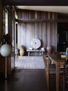 
                    
                        The incredible Byron Bay home of jewellery designer Lisa Black and family.  Photo – Eve Wilson, production – Lucy Feagins / The Design Files.
                    
                