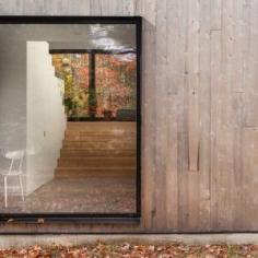 
                    
                        Maison Terrebonne is a split-level home for a single occupant in Montreal
                    
                