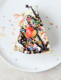 
                    
                        coffee ice cream sundae pie with a macaroon crust
                    
                