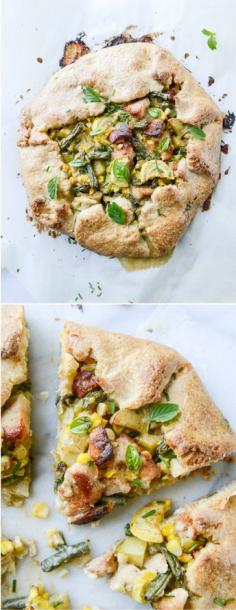 
                    
                        Summer Vegetable Chicken Pot Pie I howsweeteats.com
                    
                