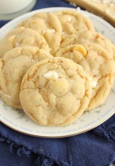 White Chocolate Chip Macadamia Nut Cookies