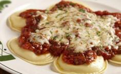 
                    
                        Olive Garden's Traditional Pasta Recipe is Convenient and Affordable #food trendhunter.com
                    
                