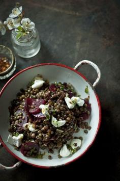 Sweet lentil and goat cheese salad | baba ganuj