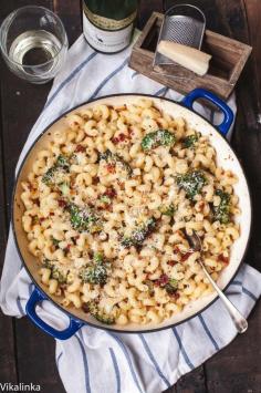 Broccoli & Sundried Tomato Pasta