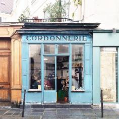 
                    
                        Boot Café in Paris / photo by Luís Mesquita
                    
                