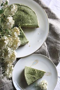 Raw Matcha Cake