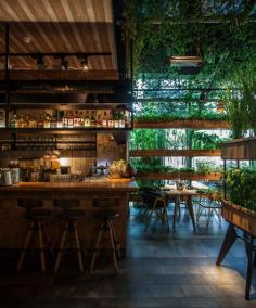 
                    
                        contemporary-restaurant_090915_05
                    
                