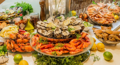 montereys-restaurant