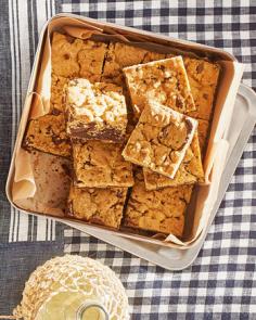 chocolate-chip streusel brownies