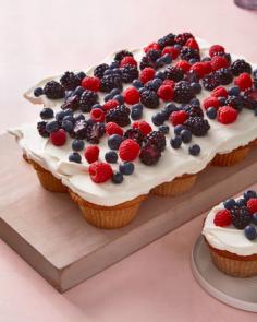 wafter berries cupcake cake