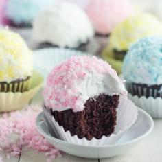Snowball cupcakes