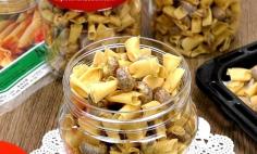 Chicken Floss Love Knot Spring Rolls (Popiah Simpul Kasih)